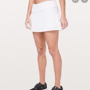 White Lulu lemon skirt